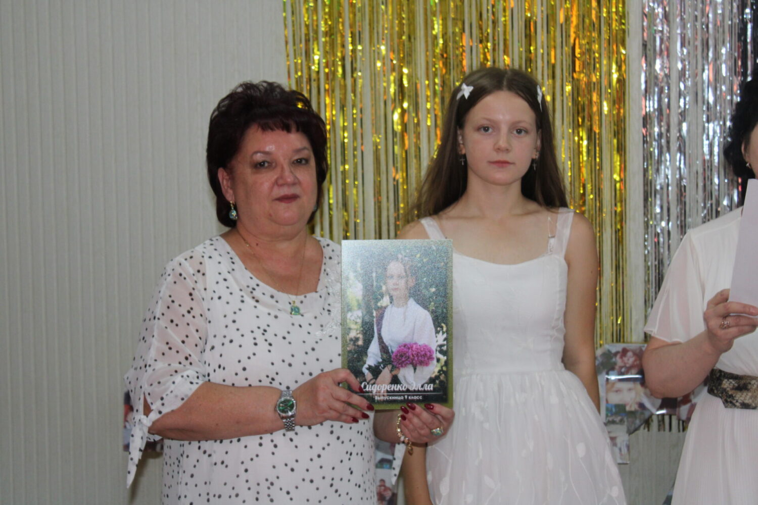 ? Последний звонок, экзамены и вручение аттестатов в Христианской СОШ «Наристе» ??