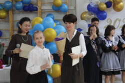 ? Последний звонок, экзамены и вручение аттестатов в Христианской СОШ «Наристе» ??